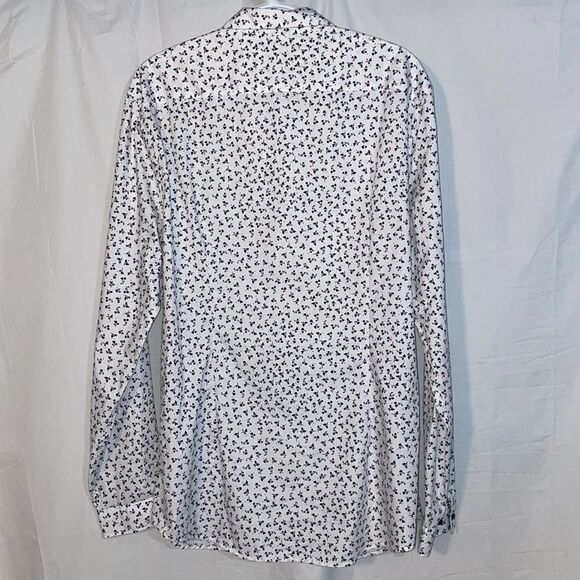 H and M shirt - Picture 7 of 11